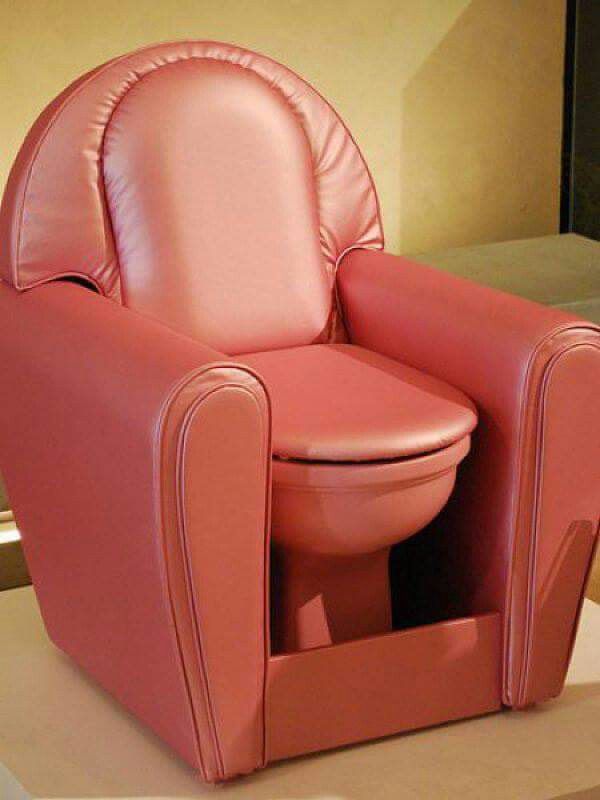  Toilet 